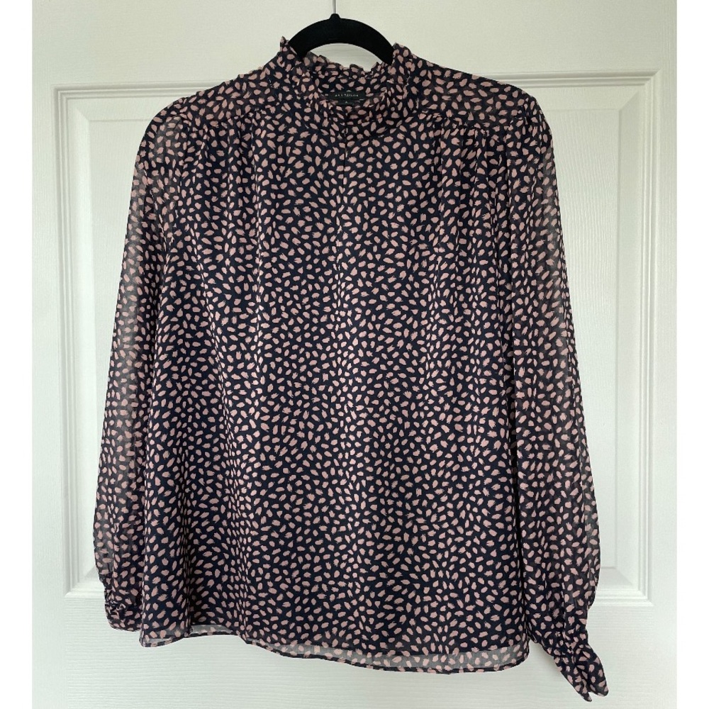 Ann Taylor long sleeve flown blouse, Navy and Pink, Size:M
